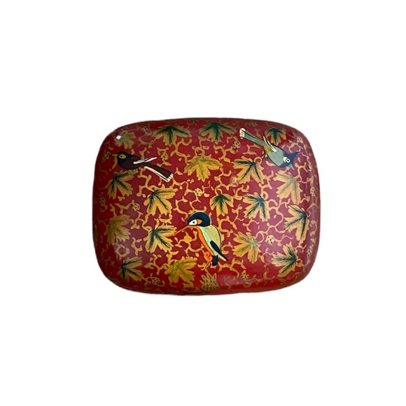 Vintage Handmade in India FETCO Laquer Paper Mache Trinket Box - Picture 5 of 5